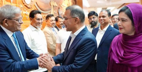 মালয়েশিয়ার উদ্দেশে ঢাকা ছাড়লেন প্রধানমন্ত্রী