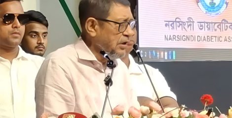 বদলি নয়, দুর্নীতি করলেই চাকরিচ্যুতি: স্বাস্থ্যমন্ত্রী