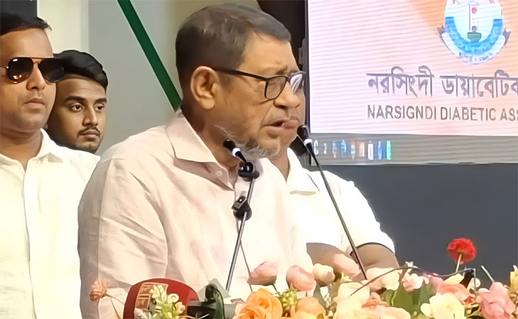 বদলি নয়, দুর্নীতি করলেই চাকরিচ্যুতি: স্বাস্থ্যমন্ত্রী
