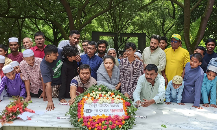কথাসাহিত্যিক হুমায়ূন আহমেদের চতুর্দশ মৃত্যুবার্ষিকী উদযাপিত