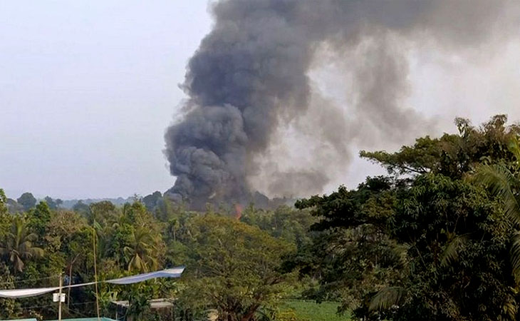 বিস্ফোরণের শব্দে কেঁপে উঠল টেকনাফ সীমান্ত